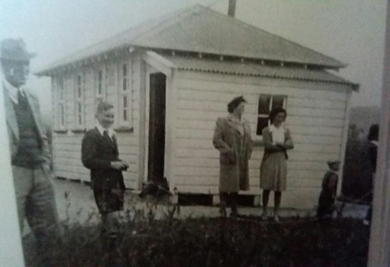 Little Red School House Villa Oamaru Exterior photo
